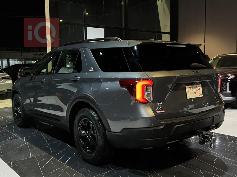 Ford Explorer